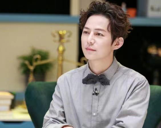 何炅吴磊爆料视频大全最新,揭秘娱乐圈幕后故事